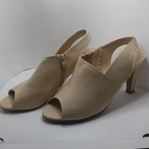 BOSTON DESIGN STUDIO